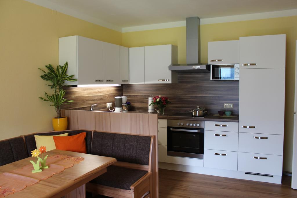 Pension & Ferienwohnung Sonnleiten Gnesau Quarto foto